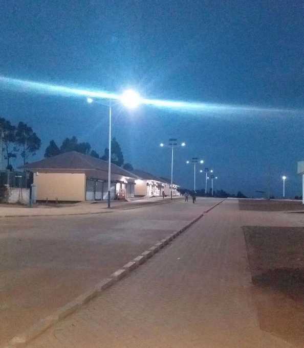 椒江区非洲科特迪瓦太阳能路灯工程